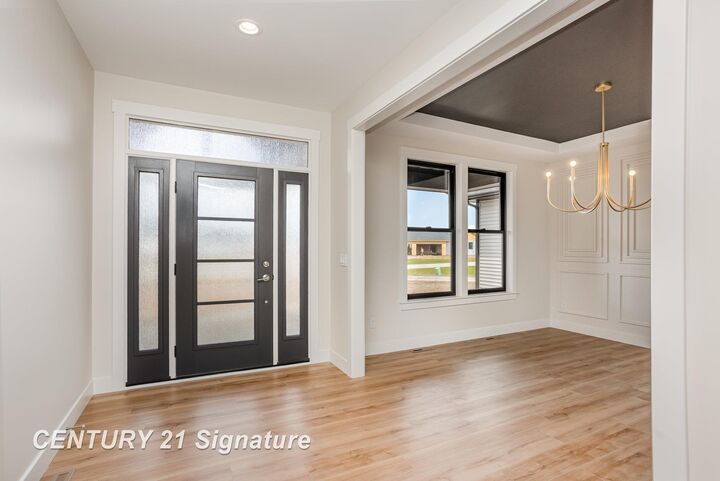 Property Photo: 23 E Grove Court MI 48623