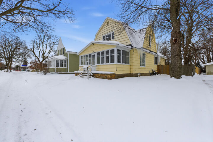 Property Photo:  544 College Avenue  MI 49423 