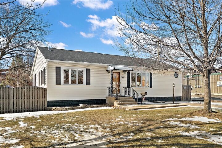 Property Photo:  11118 S Natoma Avenue  IL 60482 