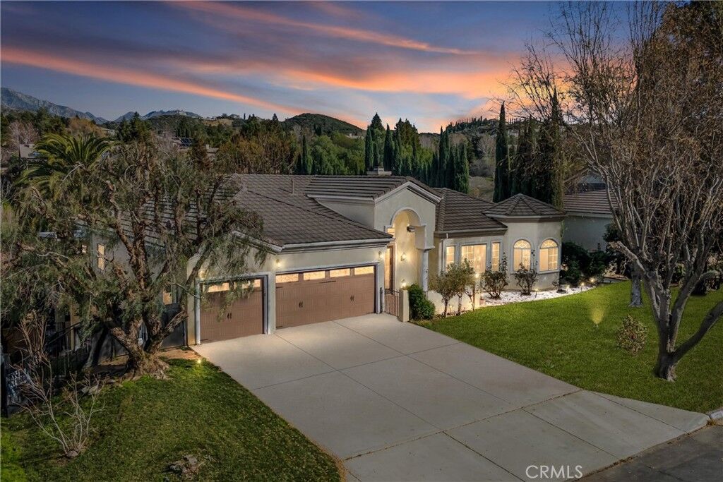 Property Photo:  13776 Meadow View  CA 92399 