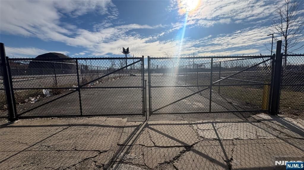 Property Photo:  685 Ferry Street  NJ 07105 