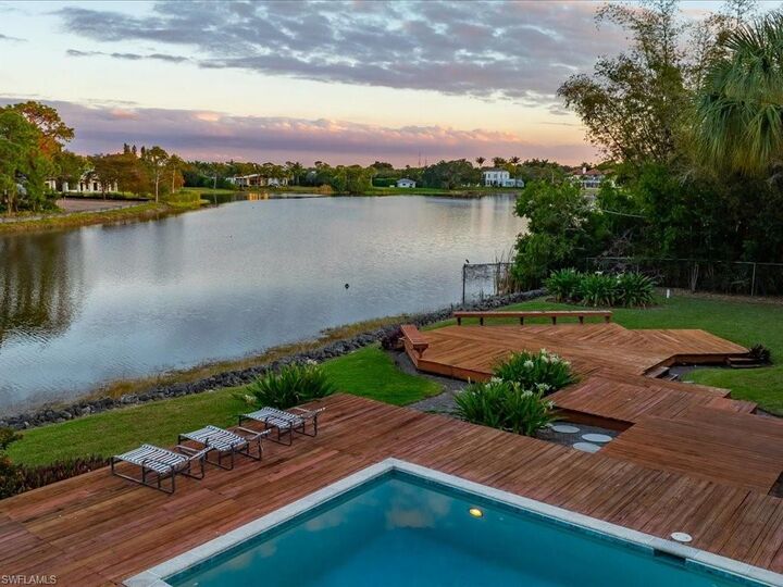 Property Photo:  154 Cajeput Dr  FL 34108 