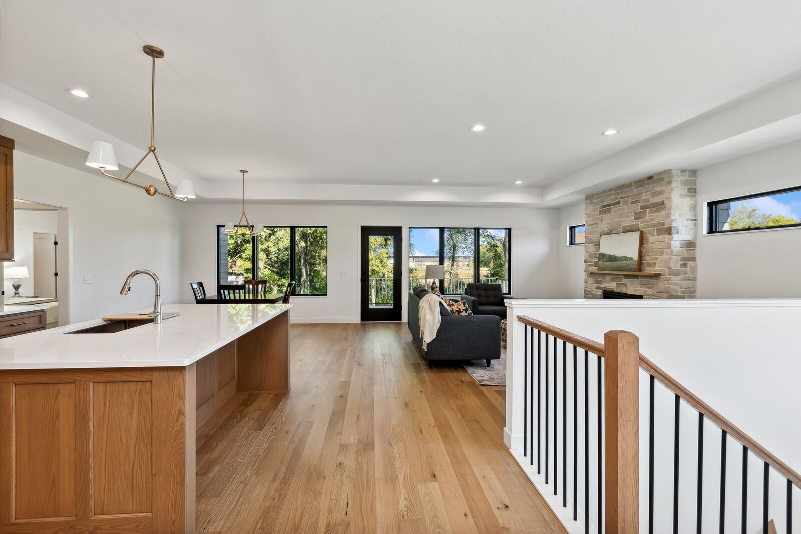 Property Photo:  620 Greenvale Avenue  MN 55057 