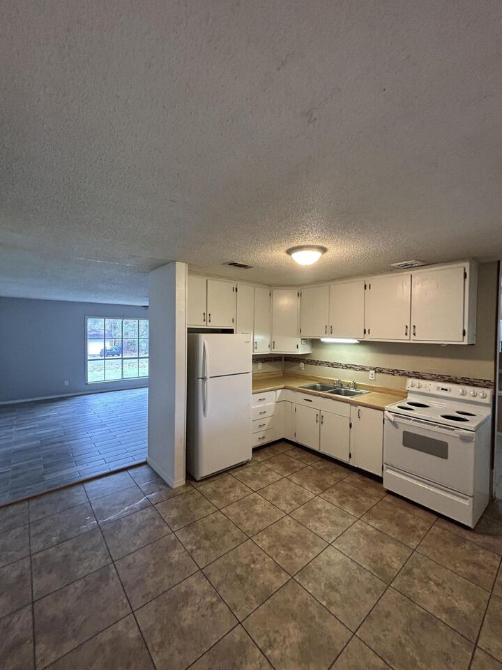 Property Photo:  2010 Allison St  LA 71446 