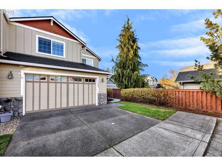 Property Photo:  11422 NW 29th Ave  WA 98685 