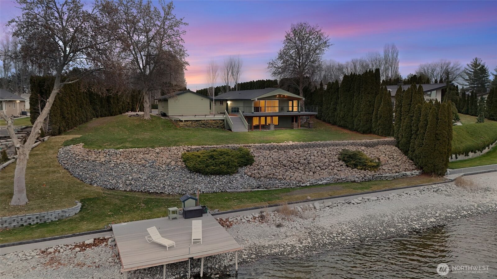 Property Photo:  2102  Elgin Road NE  WA 98837 