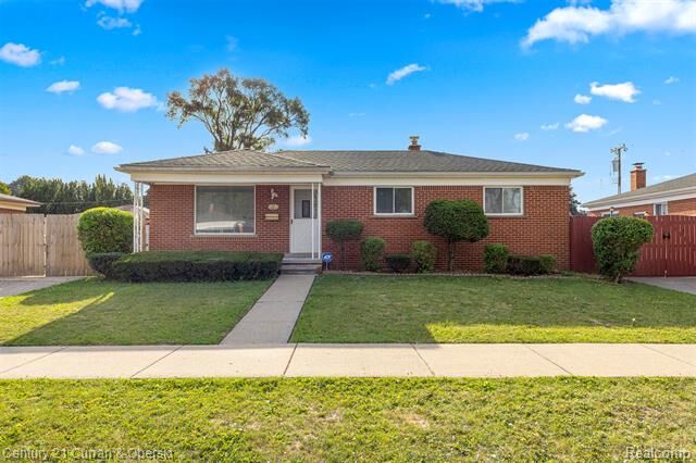 Property Photo:  1375 Wilson Avenue  MI 48146 