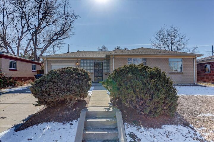 Property Photo: 5442 E Colorado Avenue CO 80222