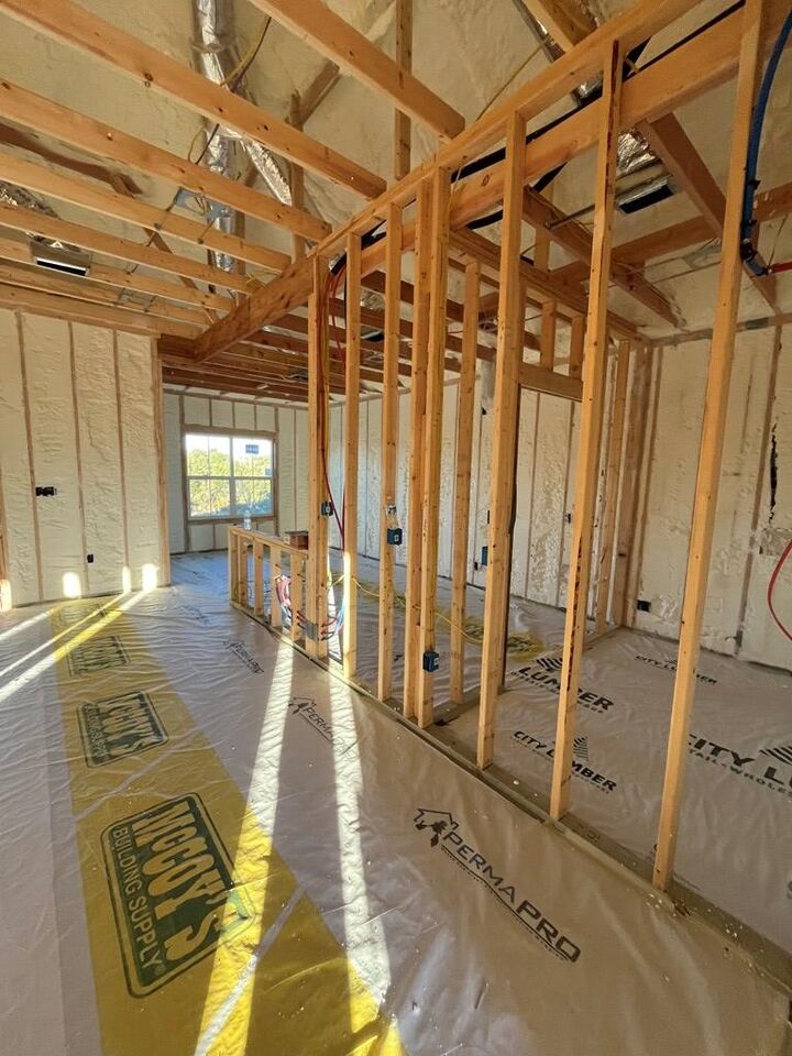 Property Photo:  301 N 1st St  TX 76941 