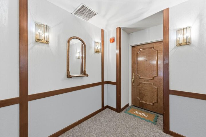 Property Photo: 112 Madison Avenue 109 CA 94402