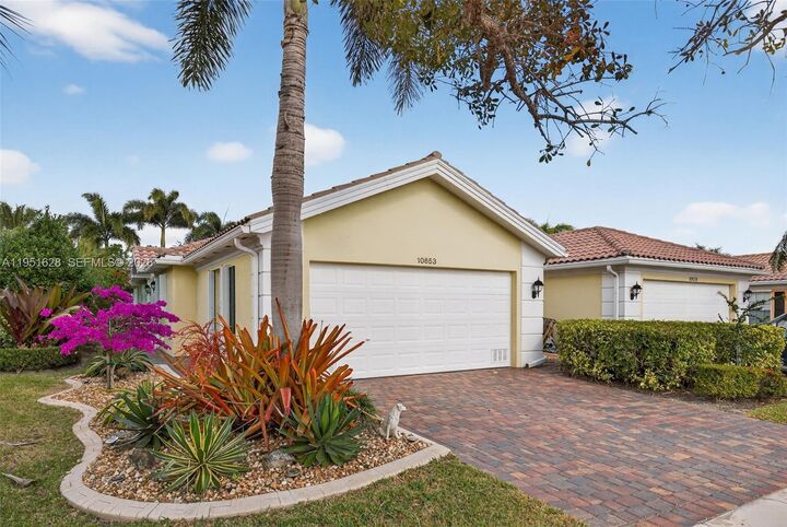 Property Photo:  10653 SW Hartwick Dr  FL 34987 