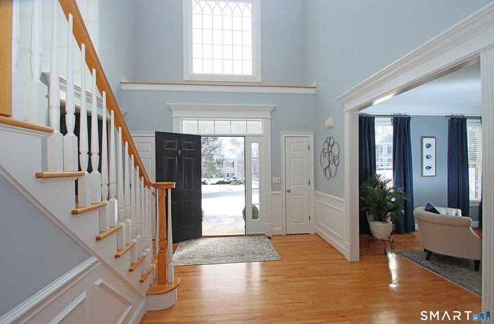 Property Photo:  3 Clearwater Court  CT 06001 