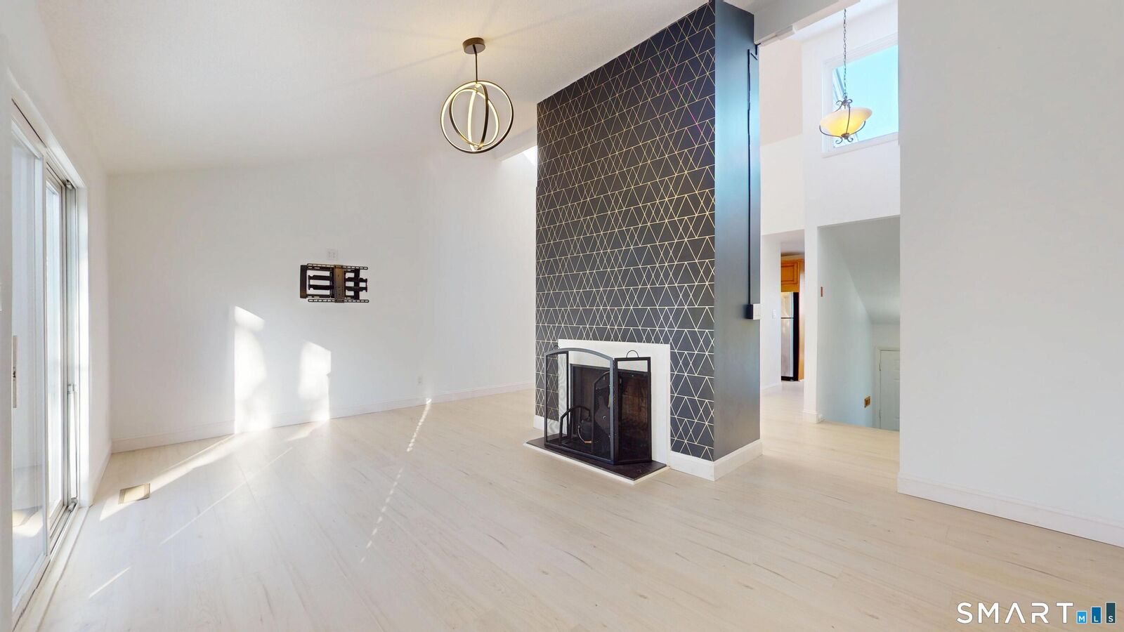 Property Photo: 10 Glenview Drive 10 CT 06416