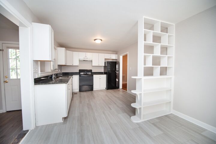 Property Photo:  821 Magness Drive  SC 29303 