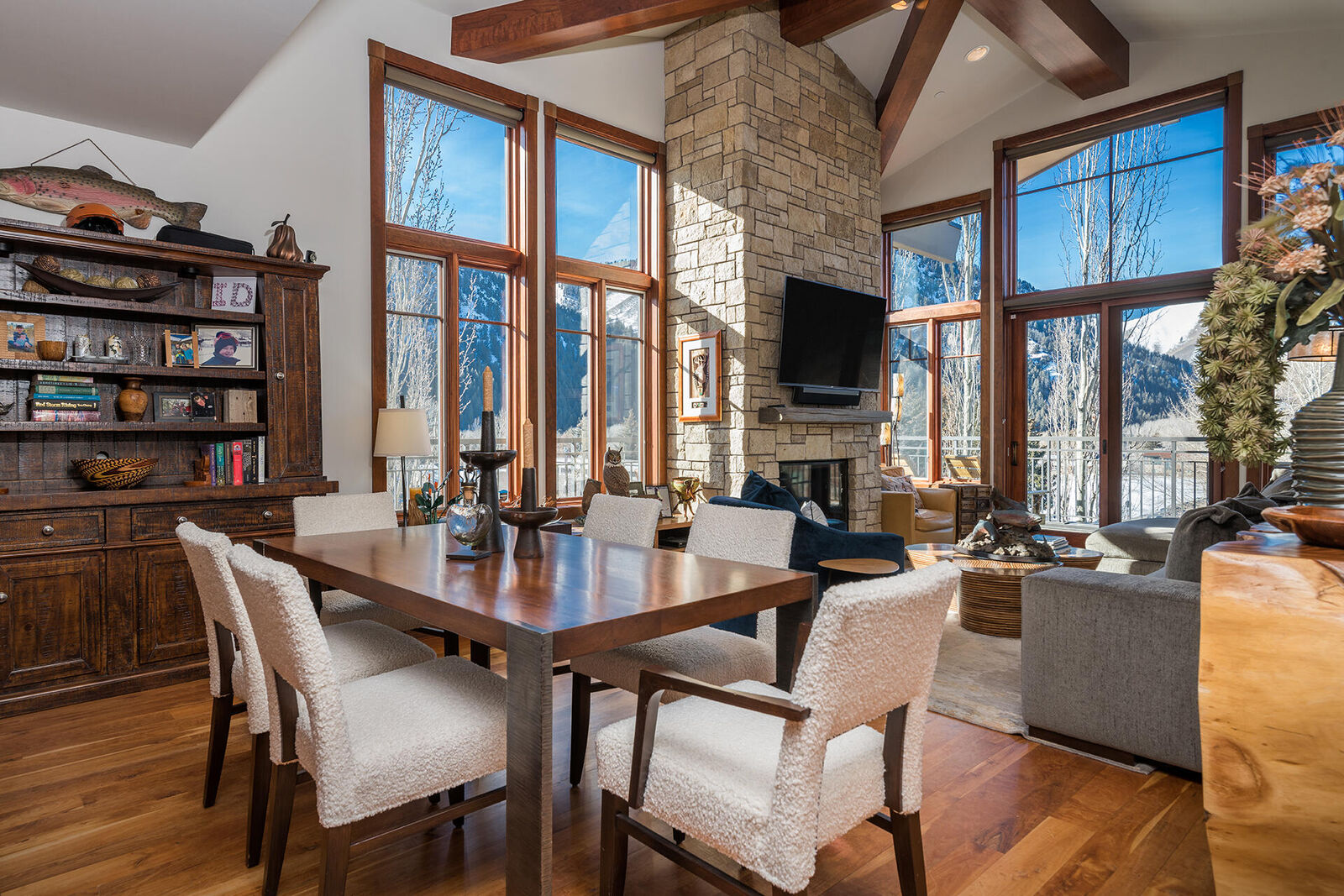 Property Photo:  222 N 2nd Ave N 13  ID 83340 