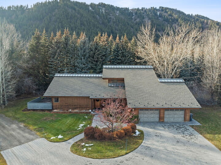Property Photo:  102 River Ranch Rd  ID 83340 