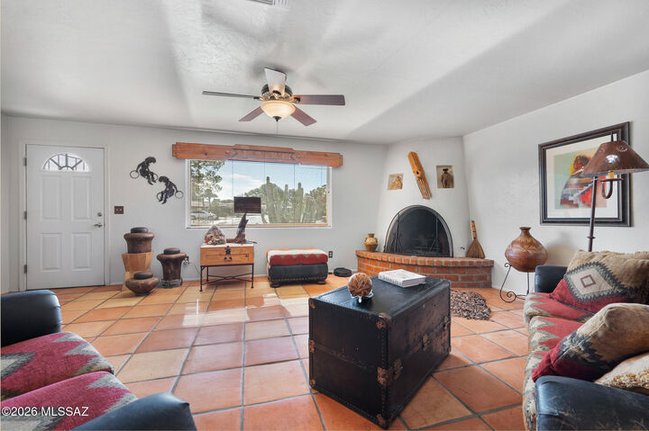 Property Photo:  1336 N Paseo De Golf  AZ 85614 