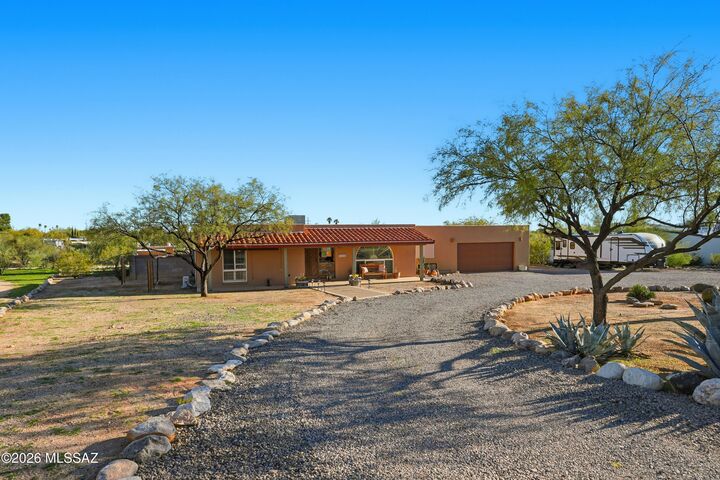 Property Photo:  1511 W Chapala Drive  AZ 85704 