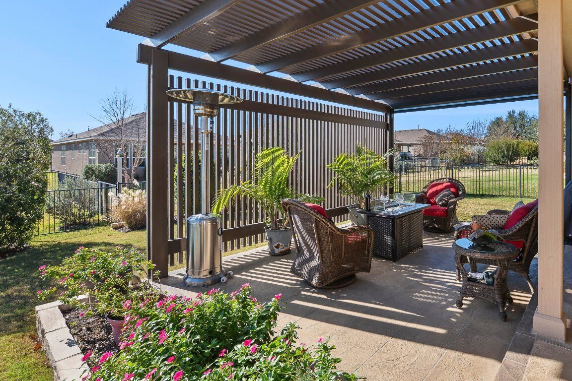 Property Photo: 609 Kite Ridge Street TX 78633