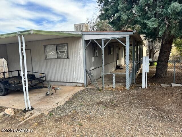 Property Photo:  5886 E River Run Drive  AZ 86326 