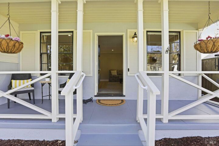 Property Photo: 41 Bretano Way CA 94904