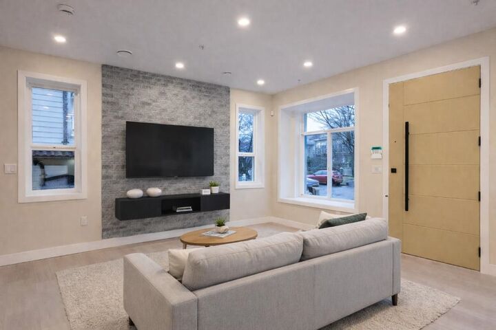 Property Photo: 3431 E 23rd Avenue BC V5R 1C1
