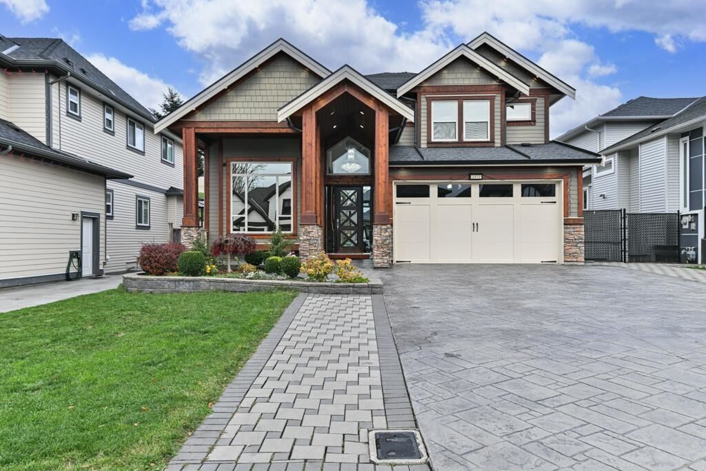 Property Photo:  3412 Headwater Place  BC V2T 0G4 