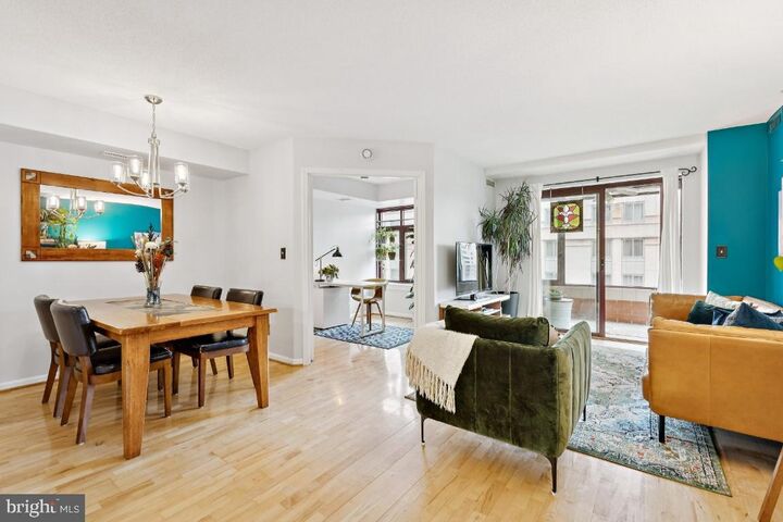 Property Photo:  2400 Clarendon Boulevard 908  VA 22201 