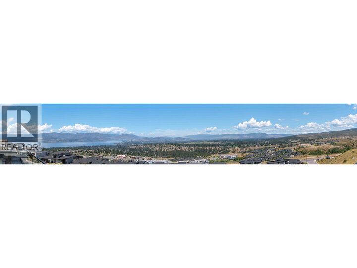 Property Photo:  1016 Emslie Street  BC V1W 0C3 