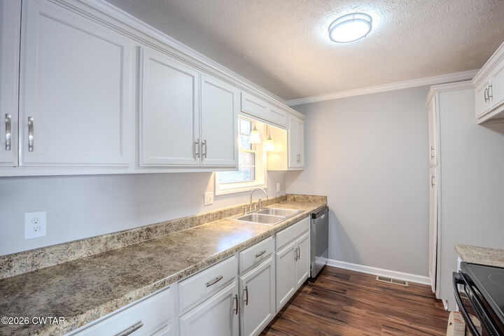 Property Photo:  31 Renee Cove  TN 38301 