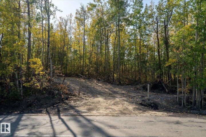 Property Photo:  Twp 510 & Range Road 221  AB T0B 3M2 