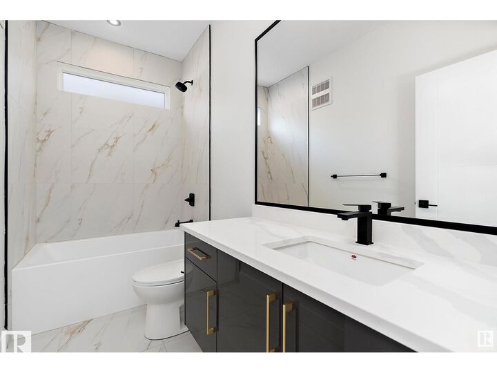 Property Photo: 138 South Ravines Drive AB T9G 0M7