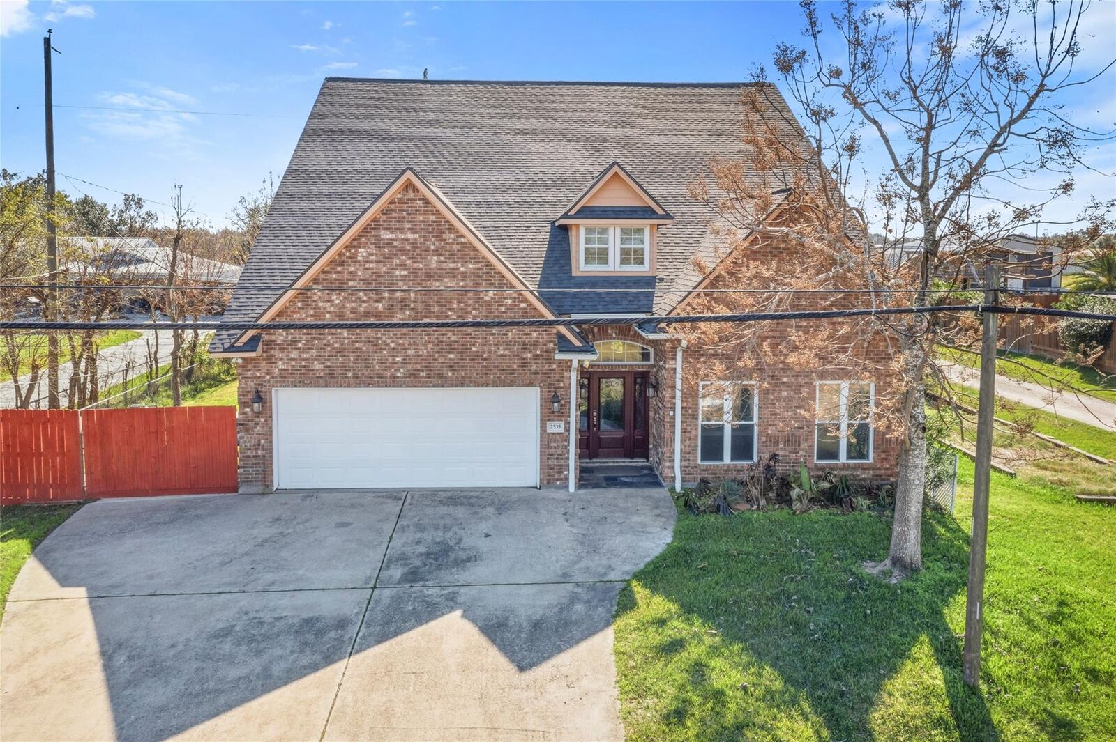 Property Photo: 2535 Broadway Street TX 77539