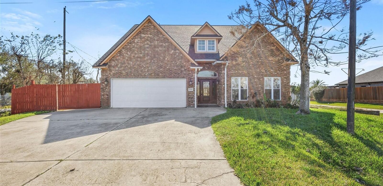 Property Photo: 2535 Broadway Street TX 77539