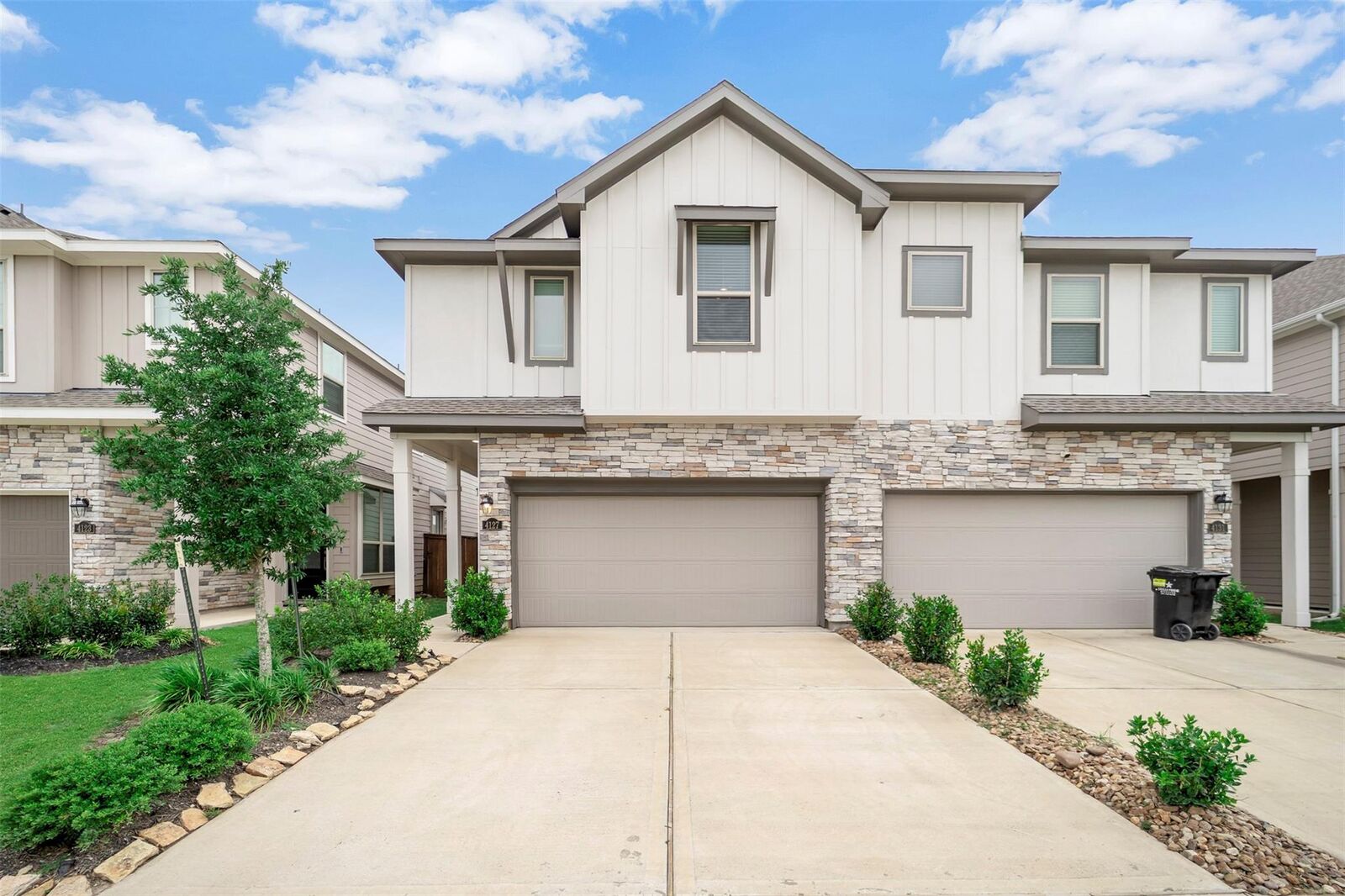 Property Photo:  4127 Champlain Way  TX 77583 