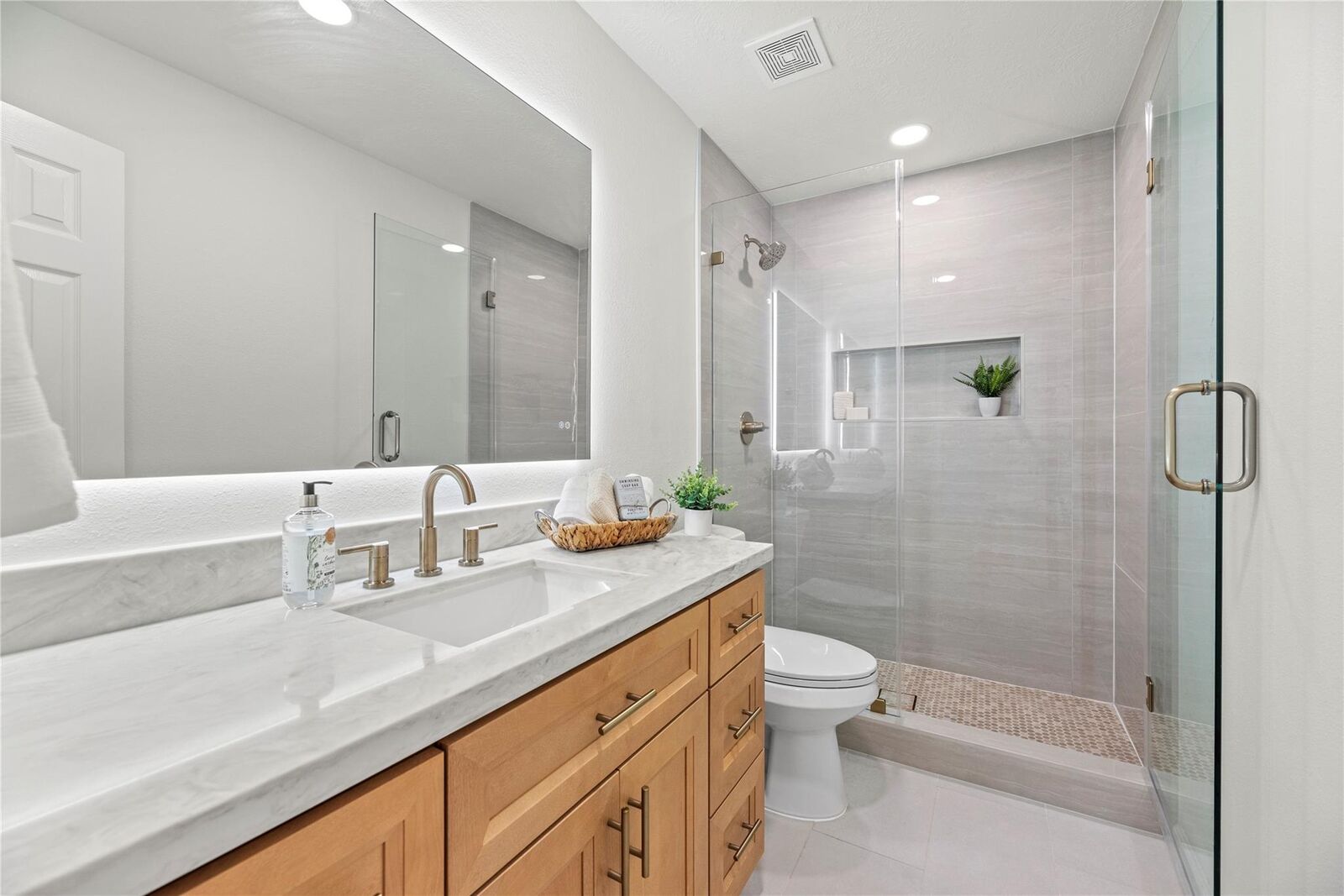 Property Photo:  5003 Westwood Pines Drive  TX 77449 