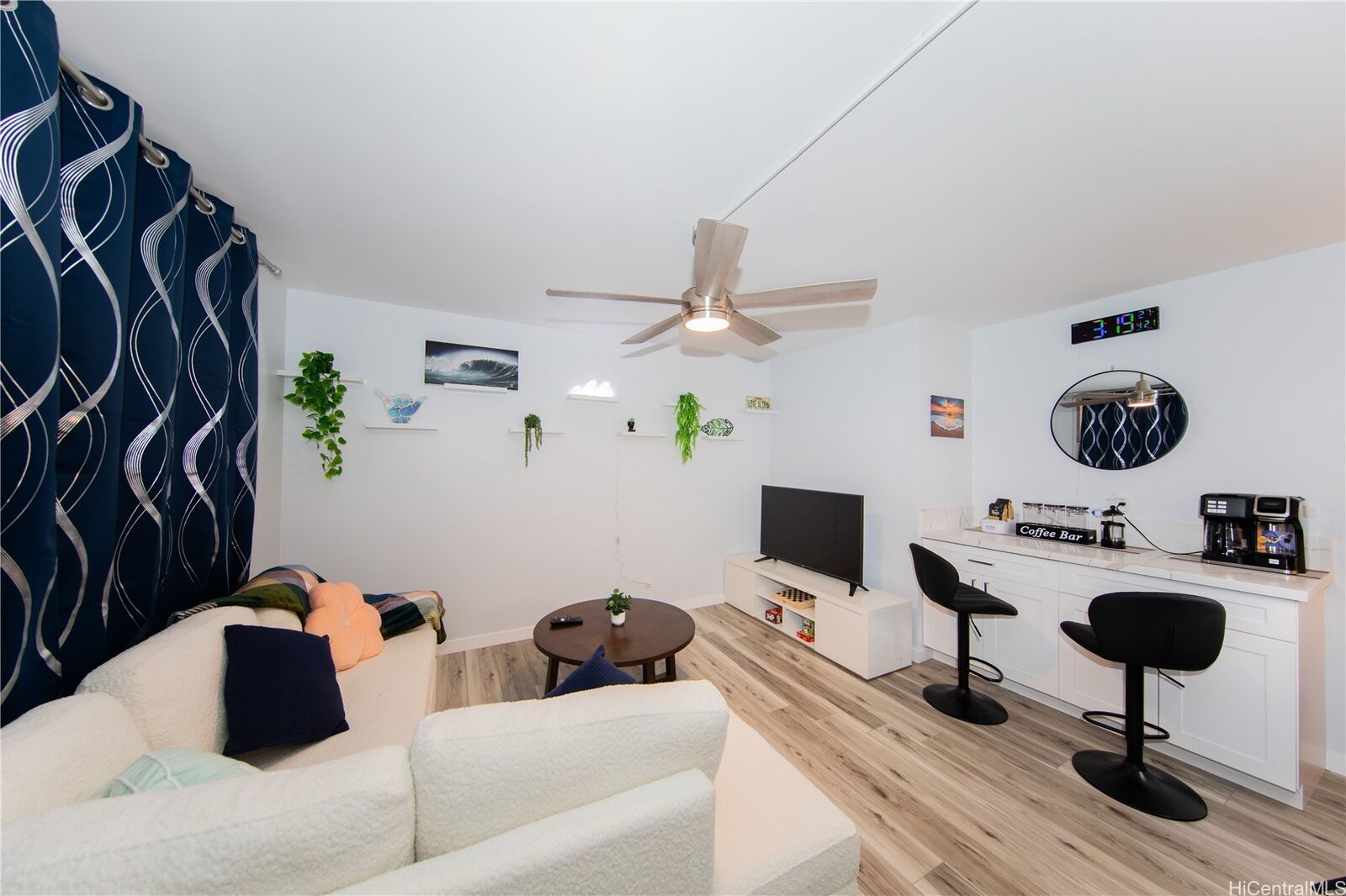 Property Photo:  1911 Kalakaua Avenue 209  HI 96815 
