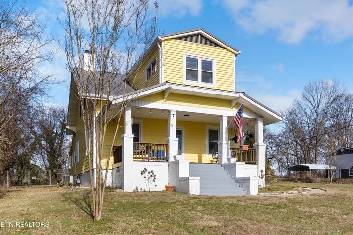 Property Photo:  2411 Highland Drive  TN 37918 