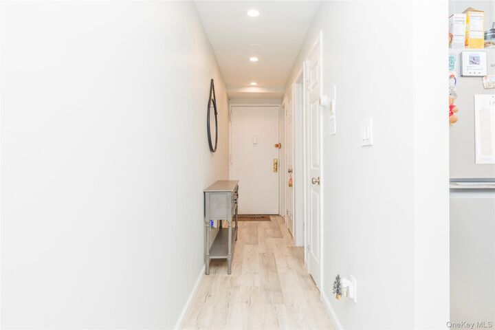Property Photo:  2261 Palmer Avenue 1F  NY 10801 