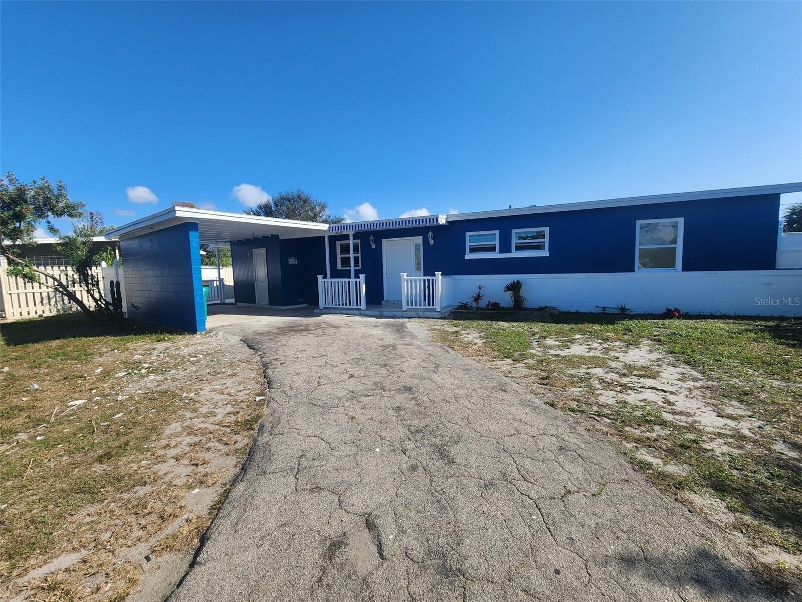 Property Photo:  22143 Felton Avenue  FL 33952 