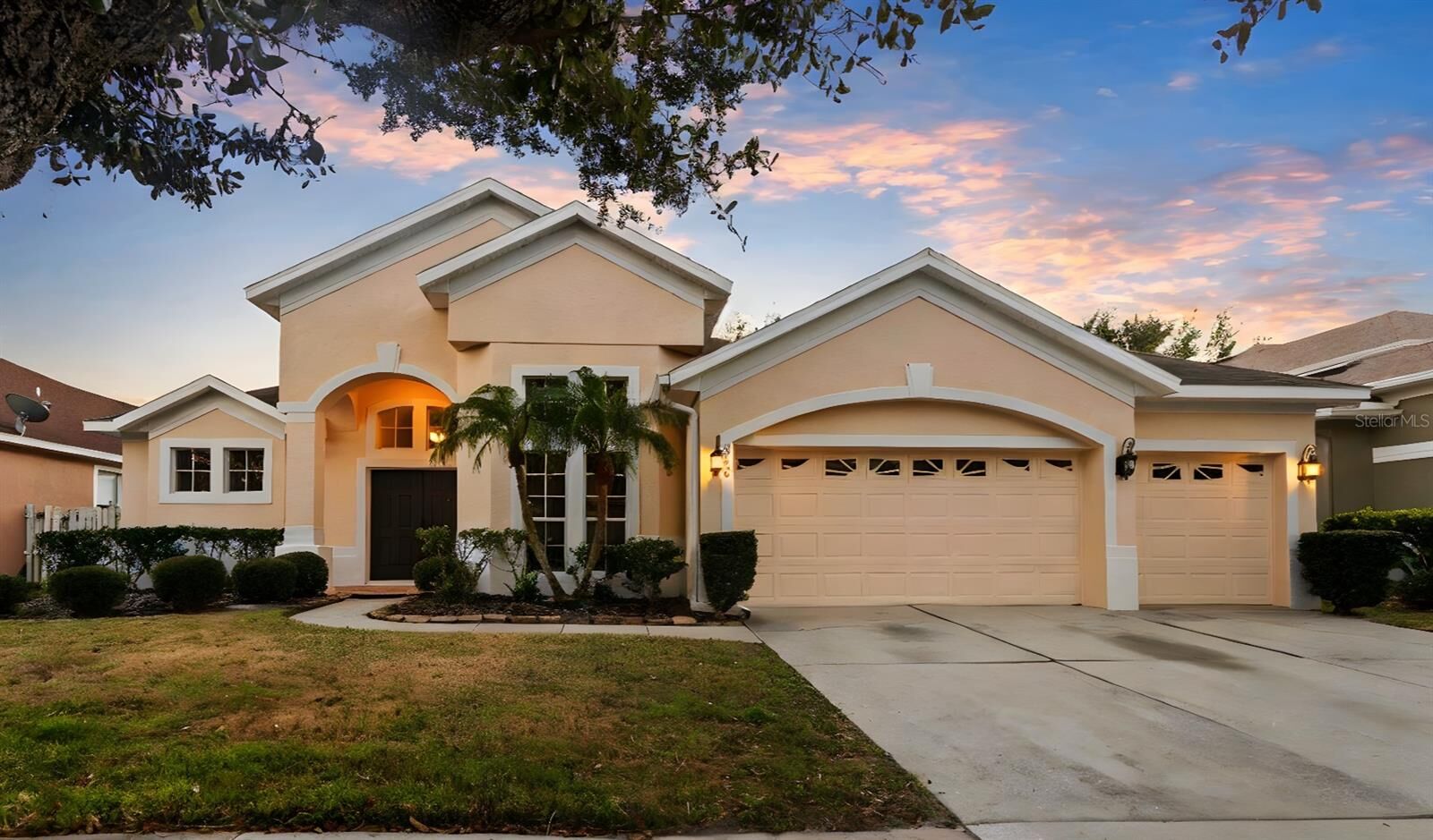 Property Photo:  6948 Remington View Court  FL 32829 