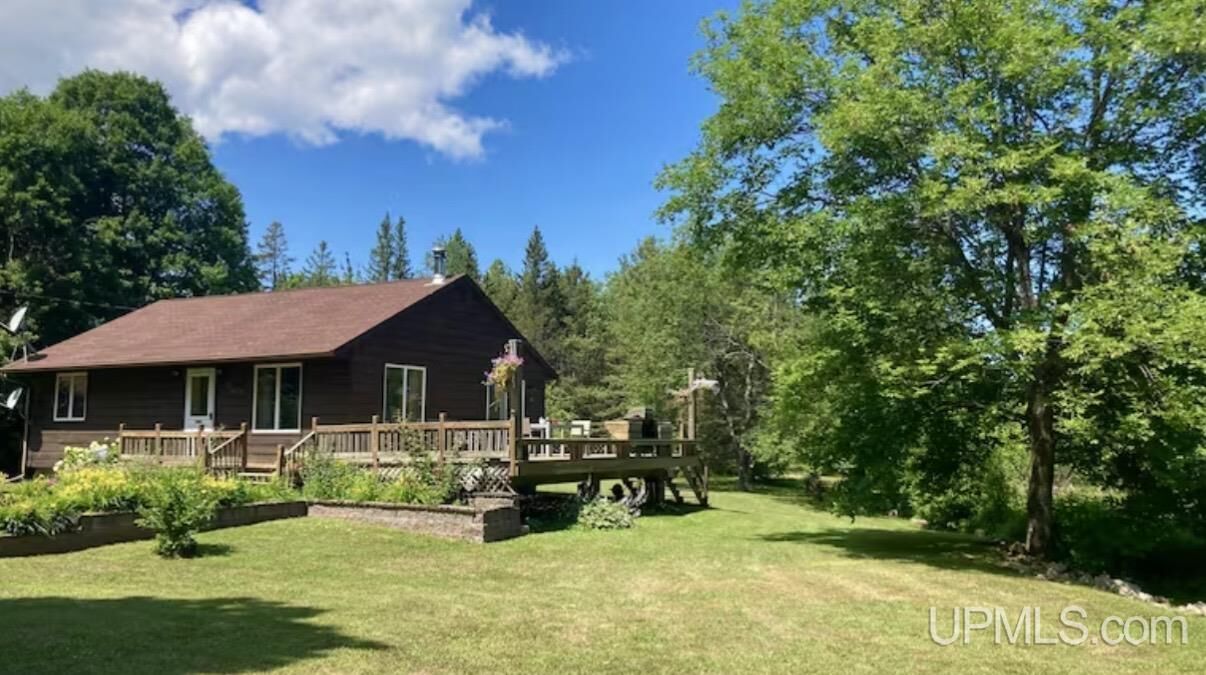 Property Photo:  1468 Karvonen Road  MI 49822 
