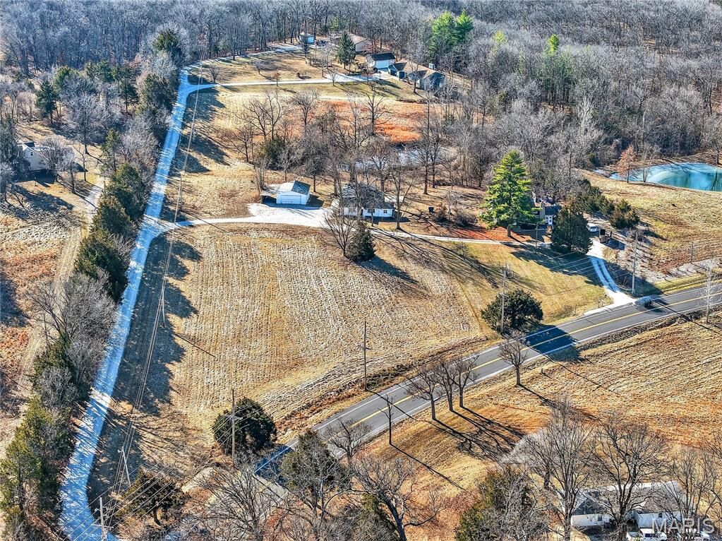 Property Photo: 818 W Highway D MO 63385