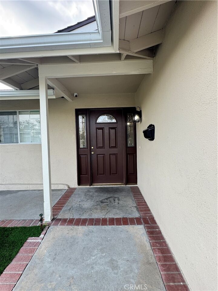 Property Photo: 9449 Remick CA 91331