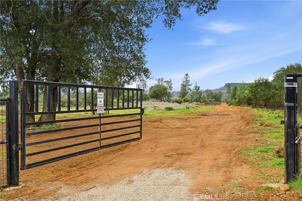 Property Photo:  850 Old Long Valley  CA 95423 