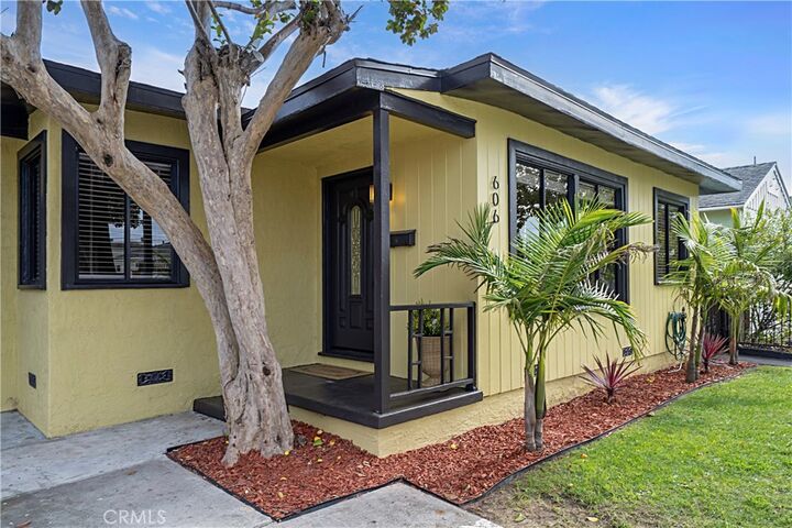Property Photo: 606 Phelan Lane CA 90278