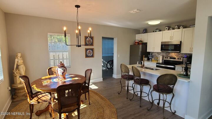 Property Photo:  410 Center Street  FL 32043 