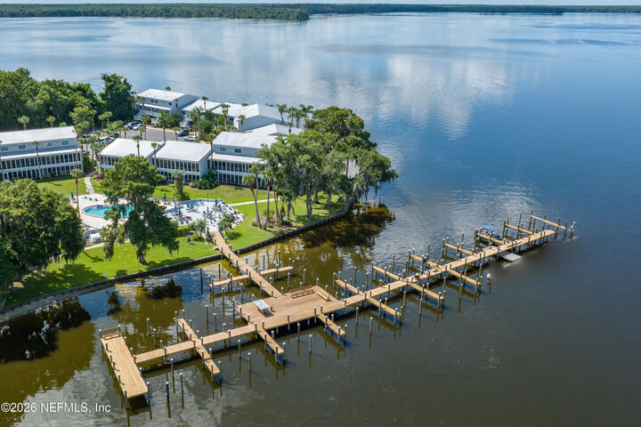 Property Photo:  215 River Bend Place C  FL 32193 