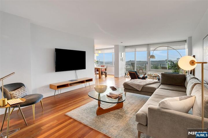 Property Photo:  1 Claridge Drive 723  NJ 07044 