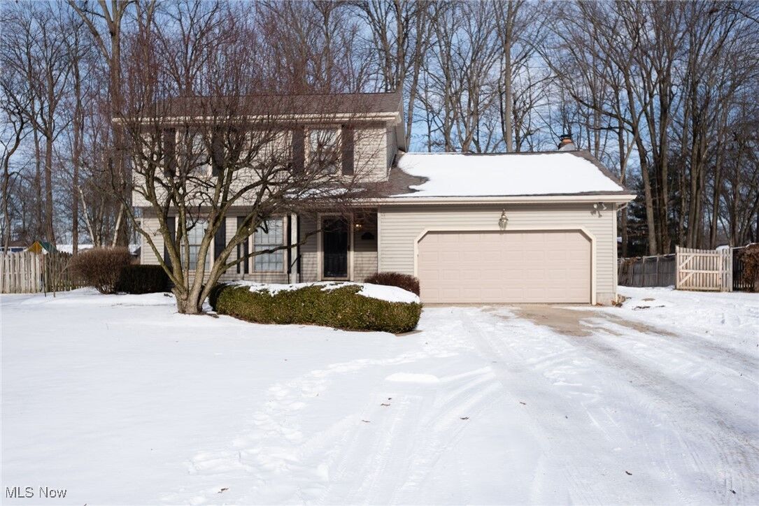 Property Photo:  289 Cricklewood Drive  OH 44410 